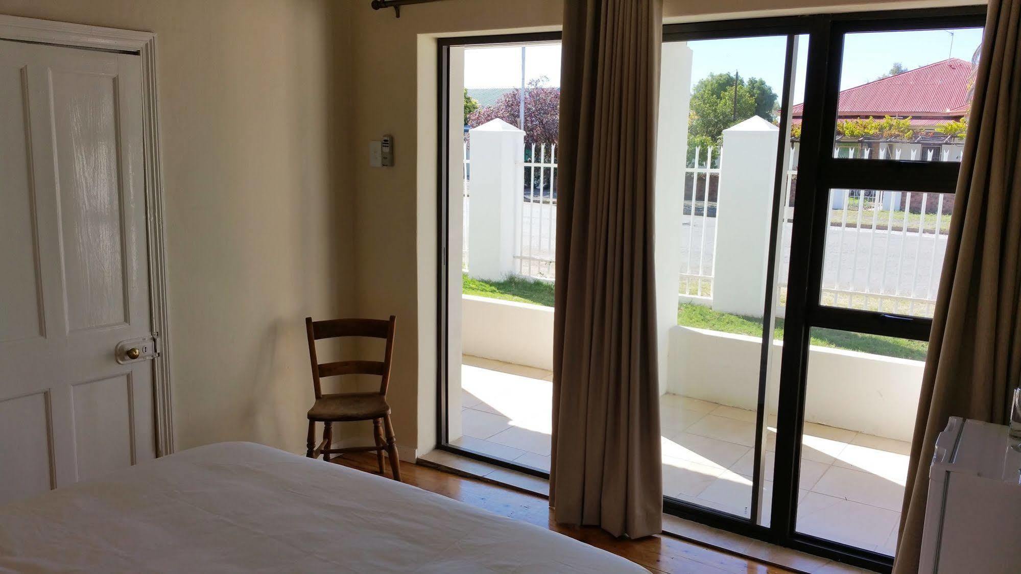 Nguni Country Lodge Middelburg  Exteriör bild